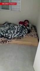 Aislados en Avia Terai: una familia reclama por el estado del centro municipal y pide volver a su casa