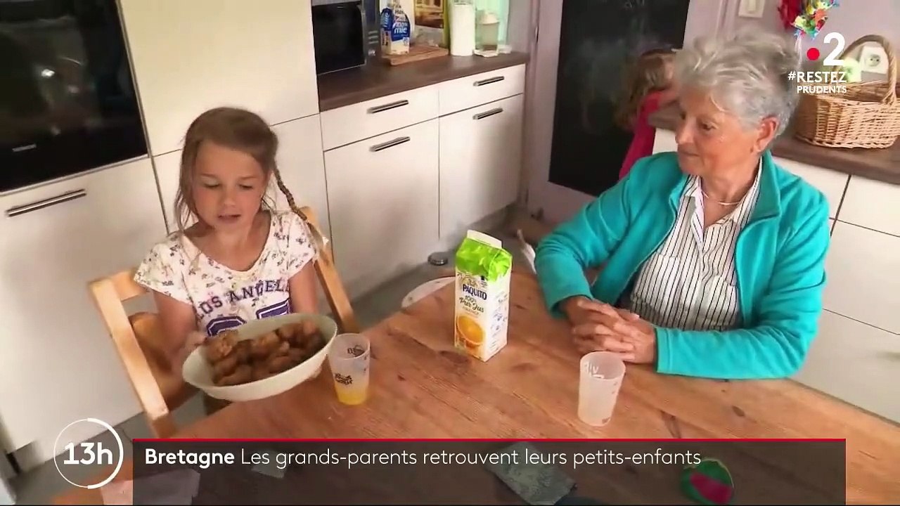 Déconfinement : les grands-parents retrouvent leurs petits-enfants