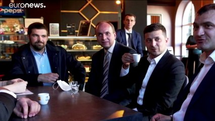 Präsident trinkt Kaffee und muss Strafe zahlen