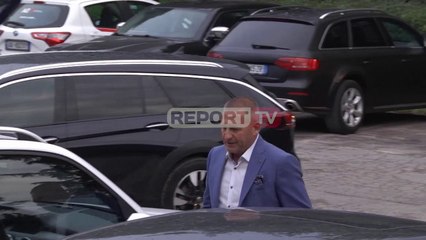 Report TV -Mbledhja e Këshillit Politik/ Basha takim paralel me aleatët në selinë blu
