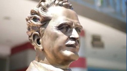 Nazım Hikmet büstü 14 yıl sonra yerinde