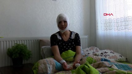 Eşi kapıyı kilitleyip, boğazından ve yüzünden bıçakladı