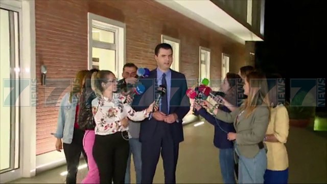 RAMA IRONIZON OPOZITEN, BASHA «ARRITJE E RENDESISHME» - News, Lajme - Kanali 7