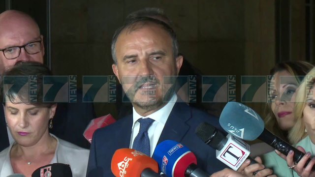 ARRIHET MARREVESHJA PER «ZGJEDHOREN», IDENTIFIKIM BIOMETRIK - News, Lajme - Kanali 7