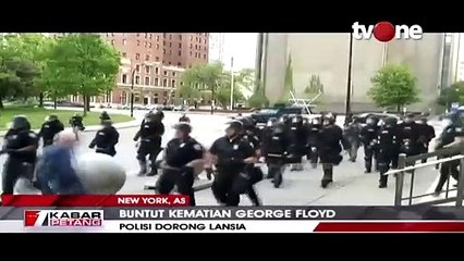 Brutal! Polisi di New York Dorong Lansia Hingga Terjatuh