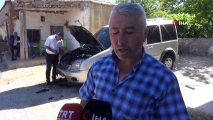 Hırsızlar, kendilerini yakalatan muhtarın arabasını kundakladı