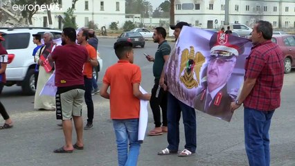 Hafter pide un alto el fuego en Libia