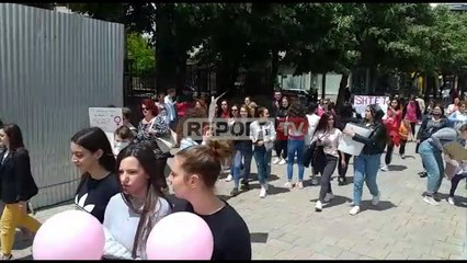 Report TV -'Për fëmijërinë e vjedhur', pas Tiranës protestohet edhe në Korçë