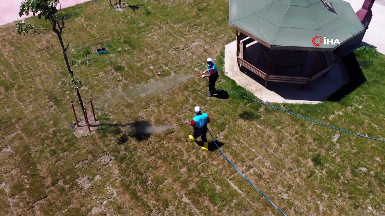 Van Büyükşehir Belediyesi ilaçlama çalışmalarına hız verdi