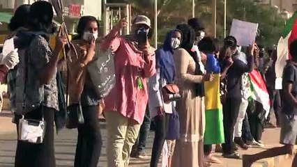 Sudan'da "sivil yönetim" olaylarının 1. yılı - HARTUM