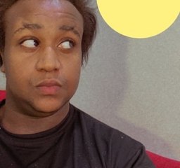 رقصة غريبة لموها المولد ضد التنمر