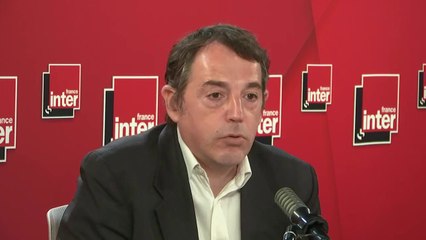 Jérôme Fourquet : "On a à peu près 25% de la population qui est dans une lecture du monde qu'on peut qualifier objectivement de complotiste'" #le79inter
