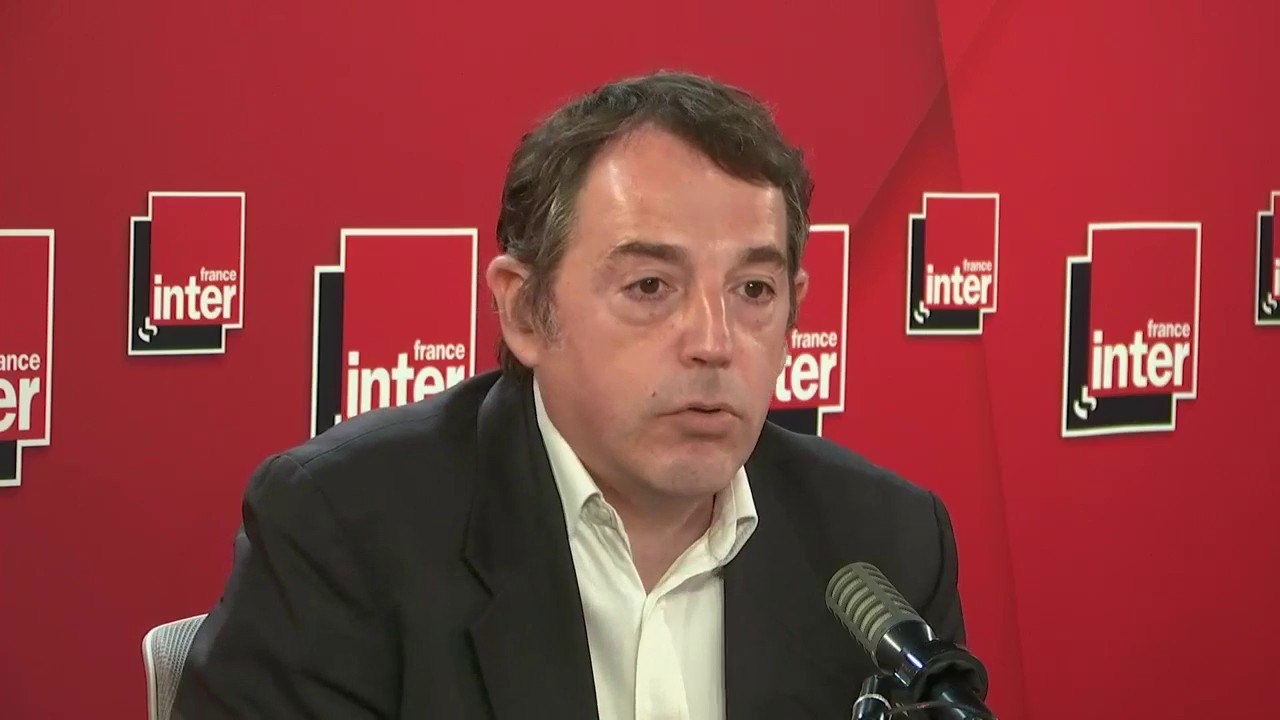 Jérôme Fourquet : "On a à peu près 25% de la population qui est dans une lecture du monde qu'on peut qualifier objectivement de complotiste'" #le79inter