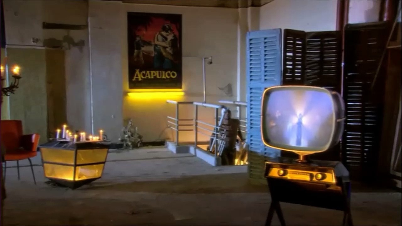 Arielle Dombasle - (live) — “Amor Amor” – (Bonus) | (From “Arielle Dombasle : En CONCERT À L'Olympia”) — BRUNO COQUATRIX