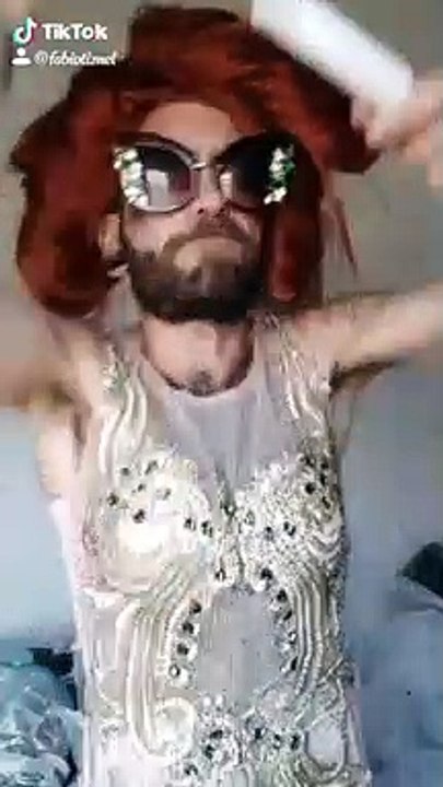ME TENEIS HASTA EL PAPO