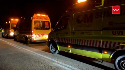 Video herunterladen: Un hombre fallece en un accidente de tráfico en Colmenar de Oreja (Madrid)