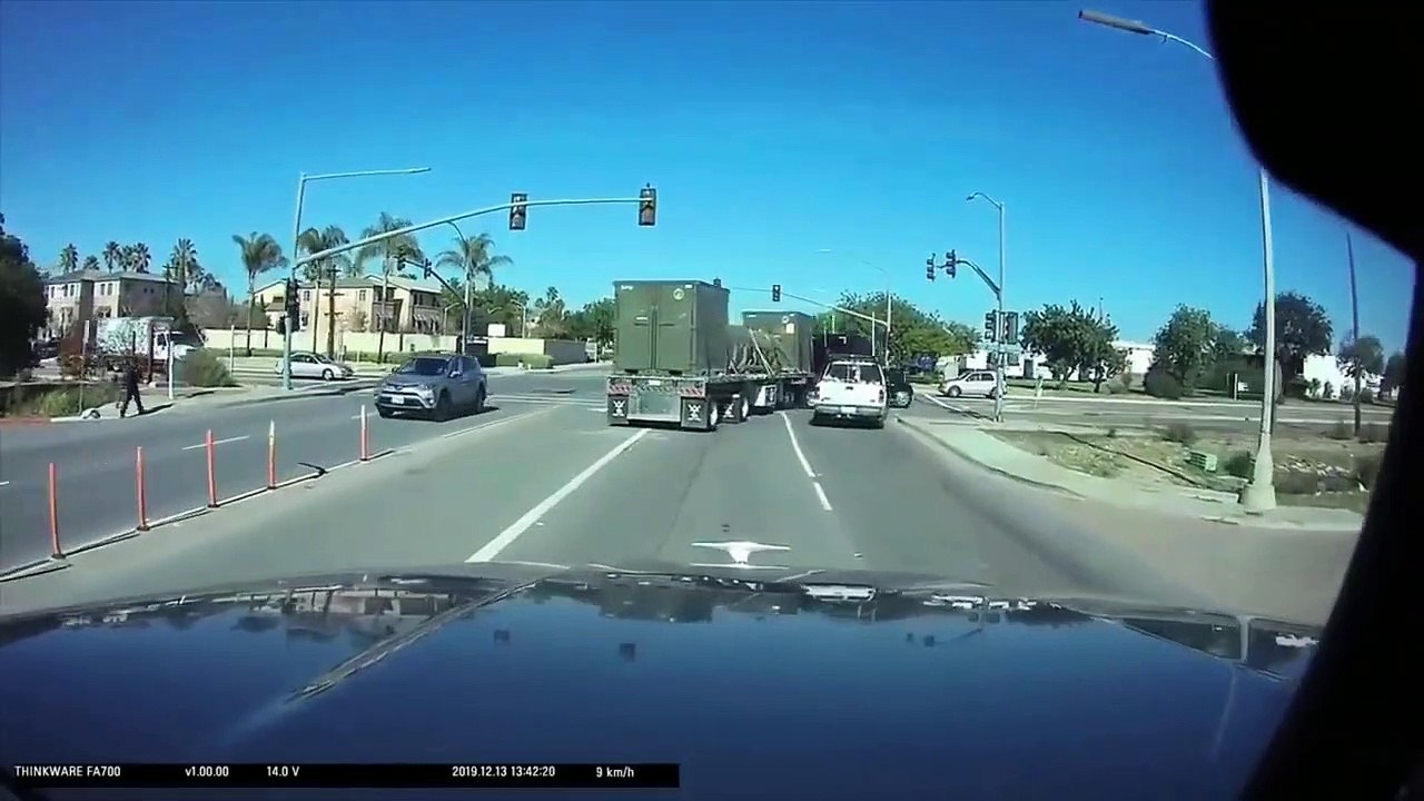 Car crash #54