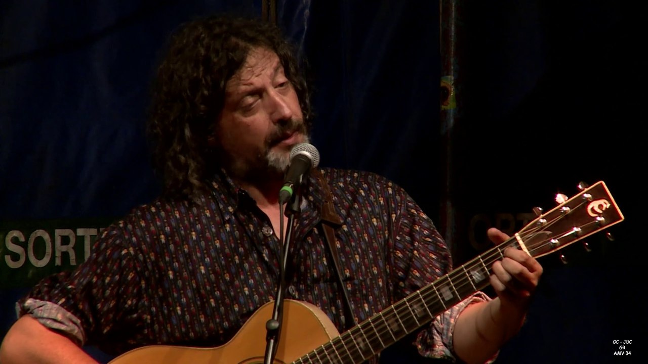 Giovanni Ruffino interprète  "Il n'y a pas d'amour heureux" en piémontais 4' 45"-18_4-45_GR-AMV34