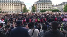 Black Lives Matter: des centaines de manifestants se sont rassemblés sur la Place Poelaert à Bruxelles