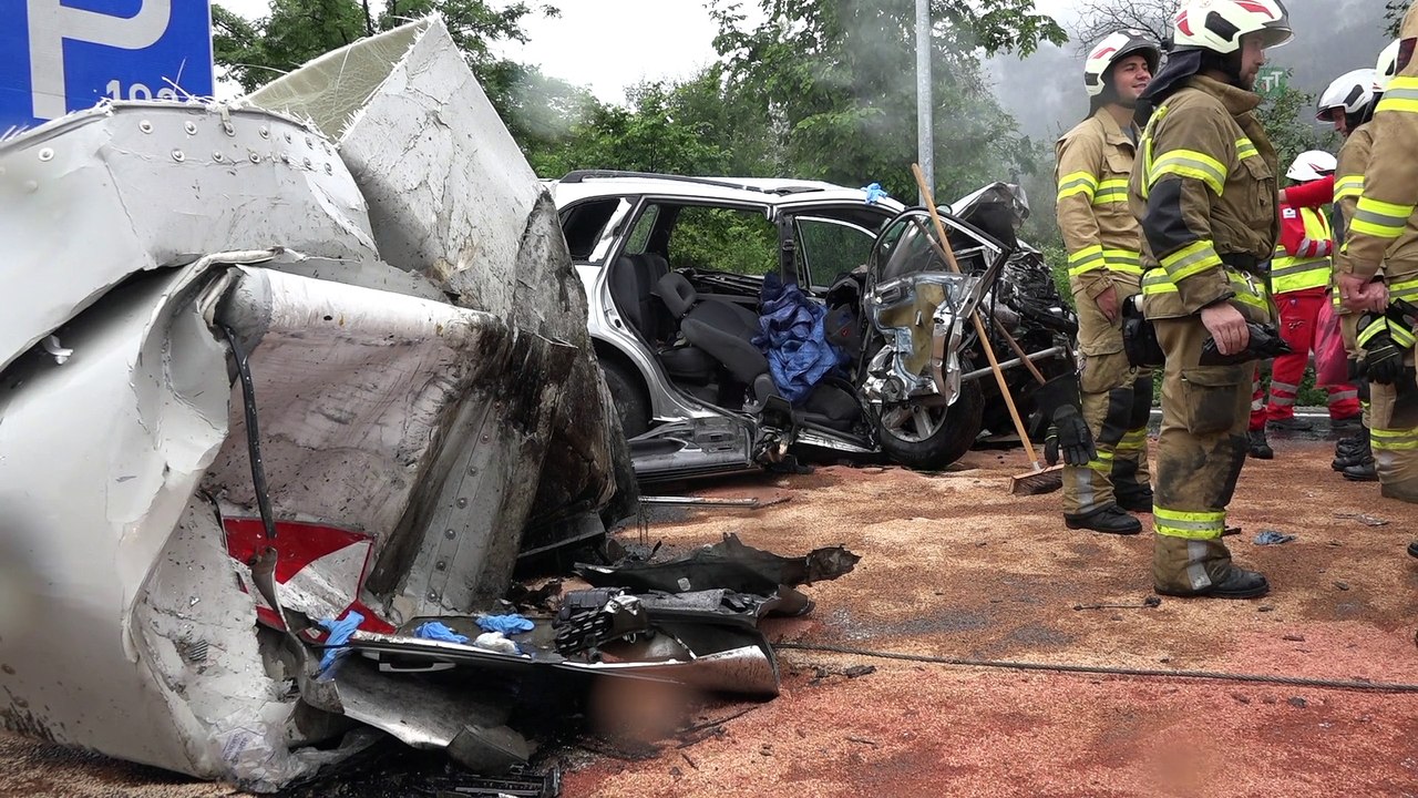 Tödlicher Unfall bei Telfs: Auto prallte auf A12 gegen Fahrbahnteiler