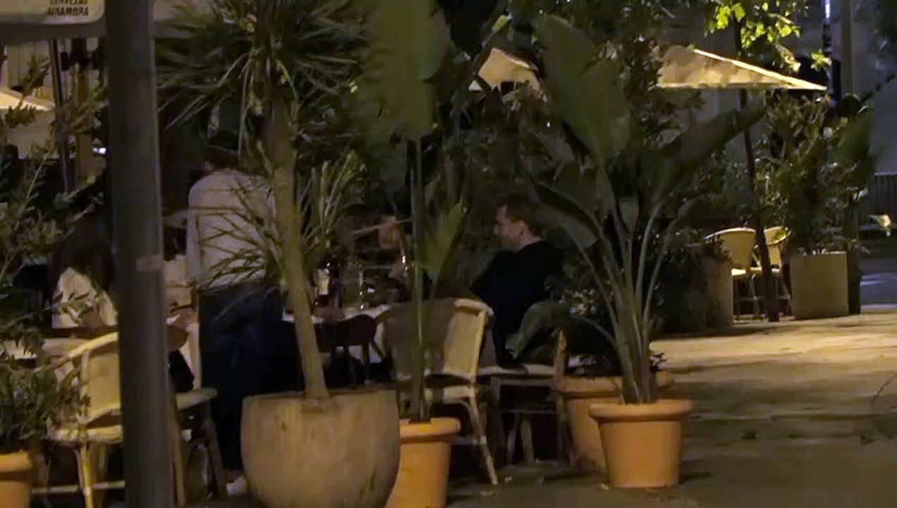 Laura Matamoros y su novio, de cena con sus ami...