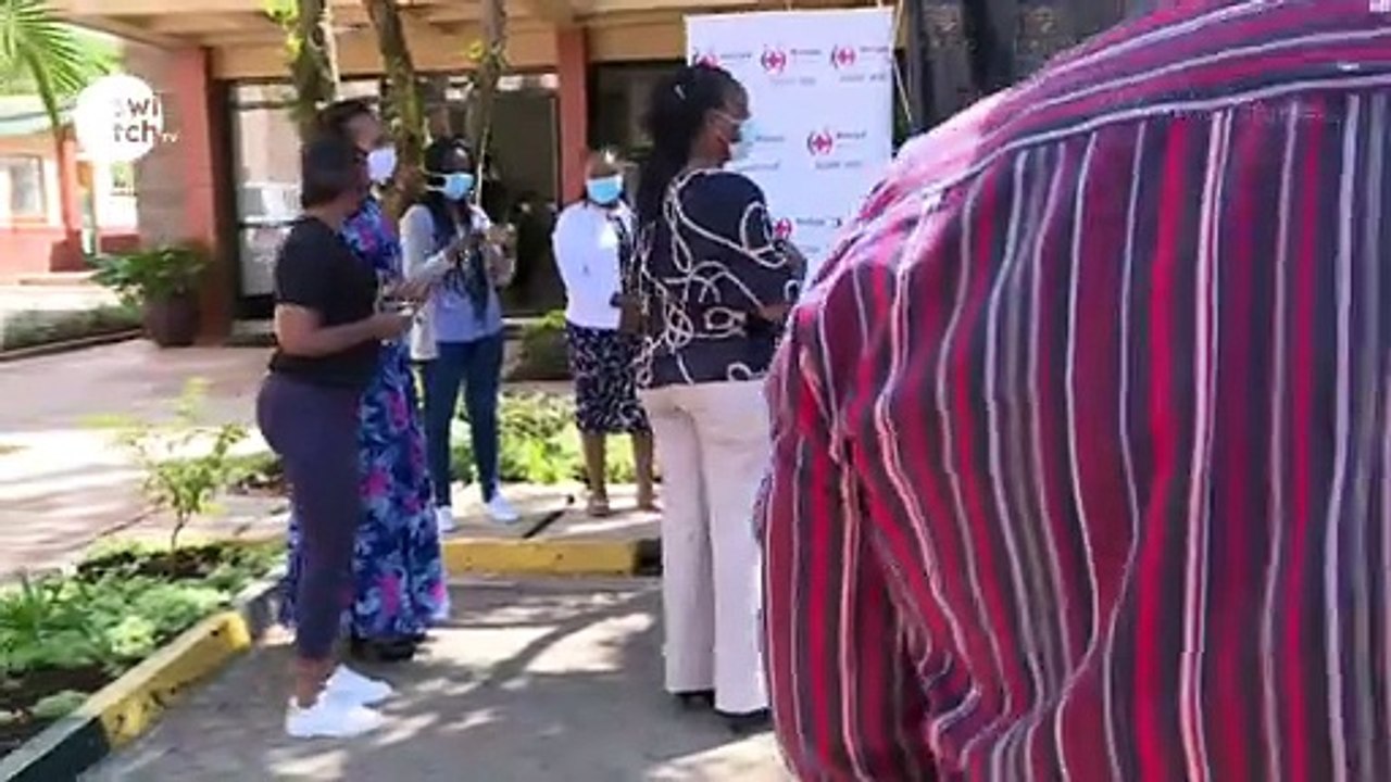 Red Cross receives donations