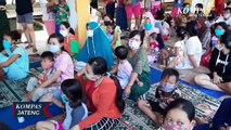 Polda Jateng dan Kodam IV Diponegoro Beri Bantuan Warga Korban Banjir Rob