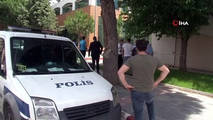 Üniversite yemekhanesi çatısından düşen işçi hayatını kaybetti