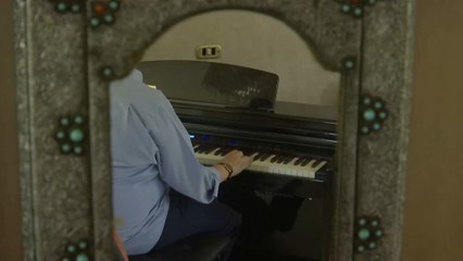 شاب أردني قهر مرض التوحد وامتلك عدة مهارات