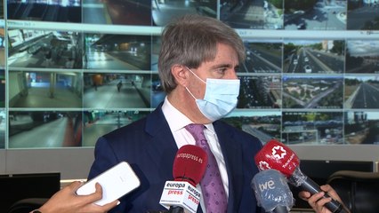 Garrido afirma que "nadie piensa ni por lo más remoto" en elecciones