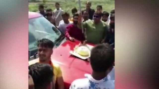 Watch: Former MLA Guddu Pandit flouts social distancing norms, celebrates birthday on highway