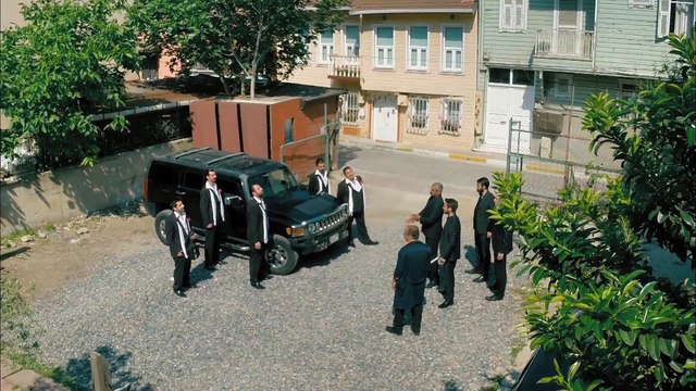 Kardeş Payı 15.Bölüm - Dayak yiyen mafyalar!