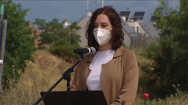 Ayuso descarta convocar elecciones porque la eficacia de un Gobierno no se mide por el grado de amistad de sus socios sino por la eficacia de sus políticas