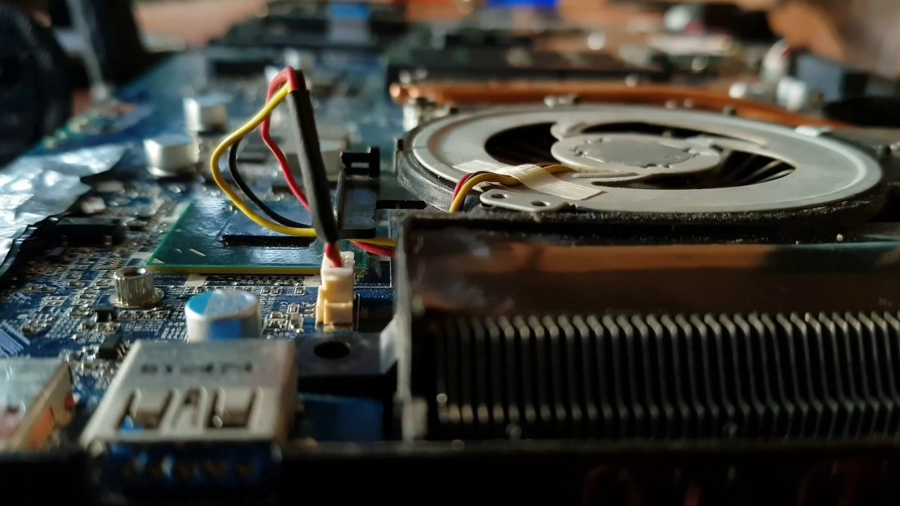 Fixed Laptop Overheats and shuts down How to Clean Your Laptop video Dailymotion