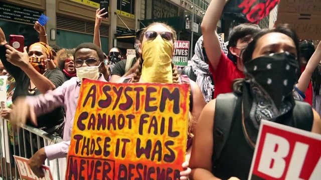 Décès de George Floyd: la police de Minneapolis réformée, les Américains toujours mobilisés