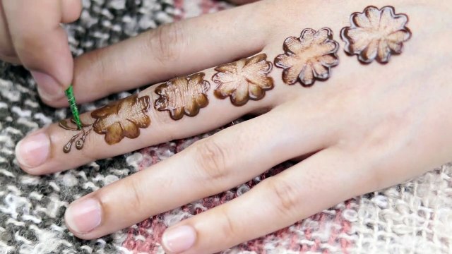 Simple Mehndi Design Eid ke liye - Eid ke liye mehndi design - One Finger Mehndi Design For Eid