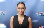 Mel B revela que precisava 'correr' de colegas racistas na escola