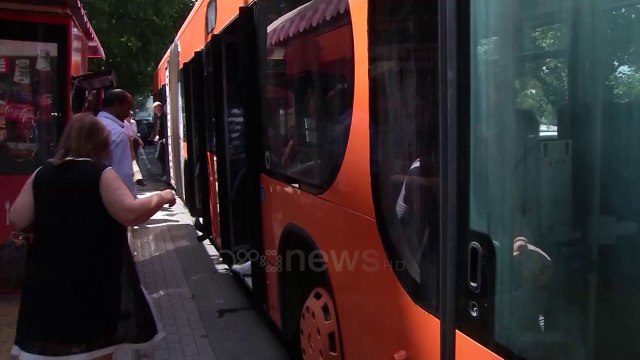 Ora News - Më 15 qershor rinis transporti publik