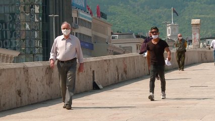 Од утре почнува издавањето на 325 илјади платежни картички