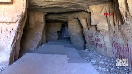 Tarihi mağara yazı tahtasına döndü | Video