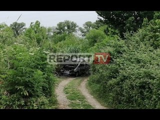 Скачать видео: Atentati ndaj Ardian Çapjas, autorët djegin makinën, plagoset zjarrfikësi pasi shpërthejnë fishkët