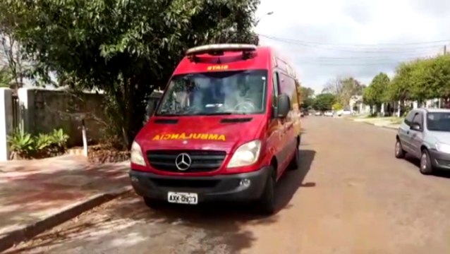 Trabalhador é socorrido no Bairro Universitário ao sofrer queda enquanto fazia manutenção em beiral