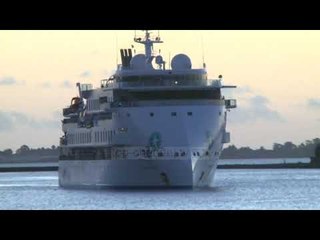 Top News - Gjashtë muaj në det/ "Artania" mbërrin në destinacion