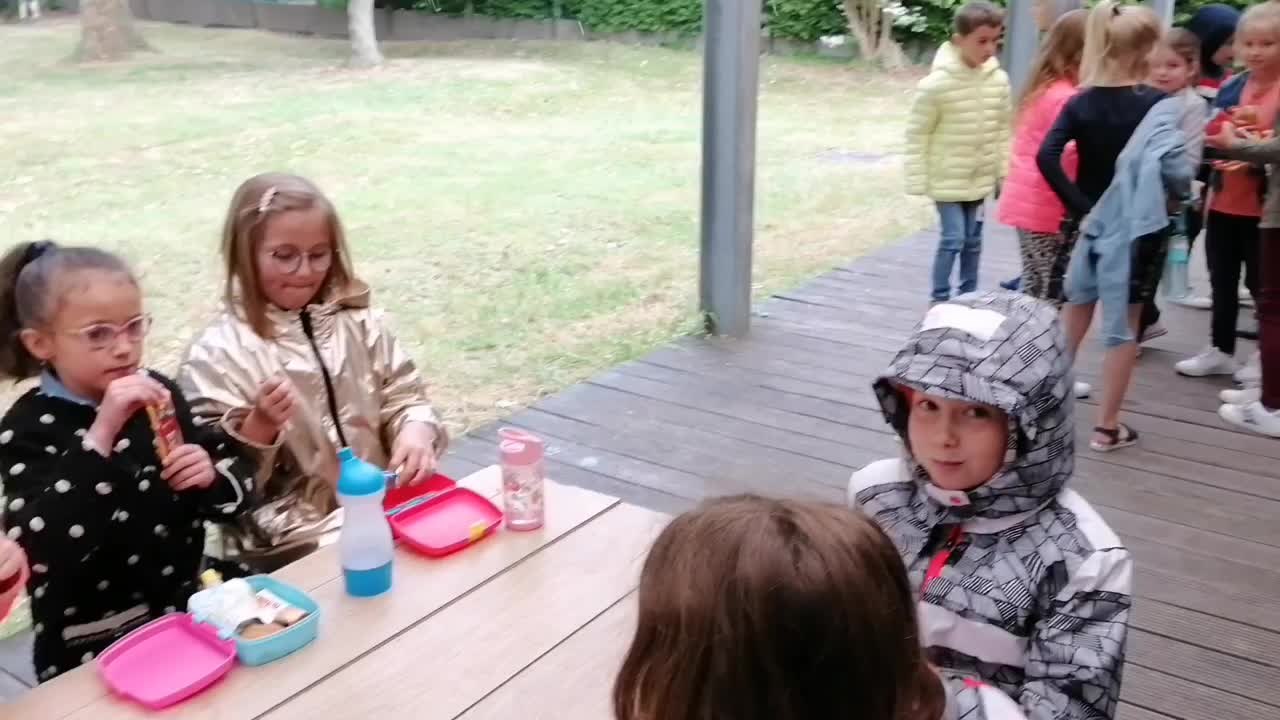 Rentrée scolaire du lundi 8 juin à l'école communale d'Estaimpuis