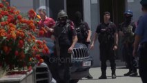 Ora News - Saga e konflikteve mes grupeve në Elbasan, Ardian Çapja i shpëtoi 3 atentateve