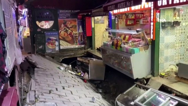 Ortaköy'de kumpircilerin bulunduğu sokakta çökme meydana geldi