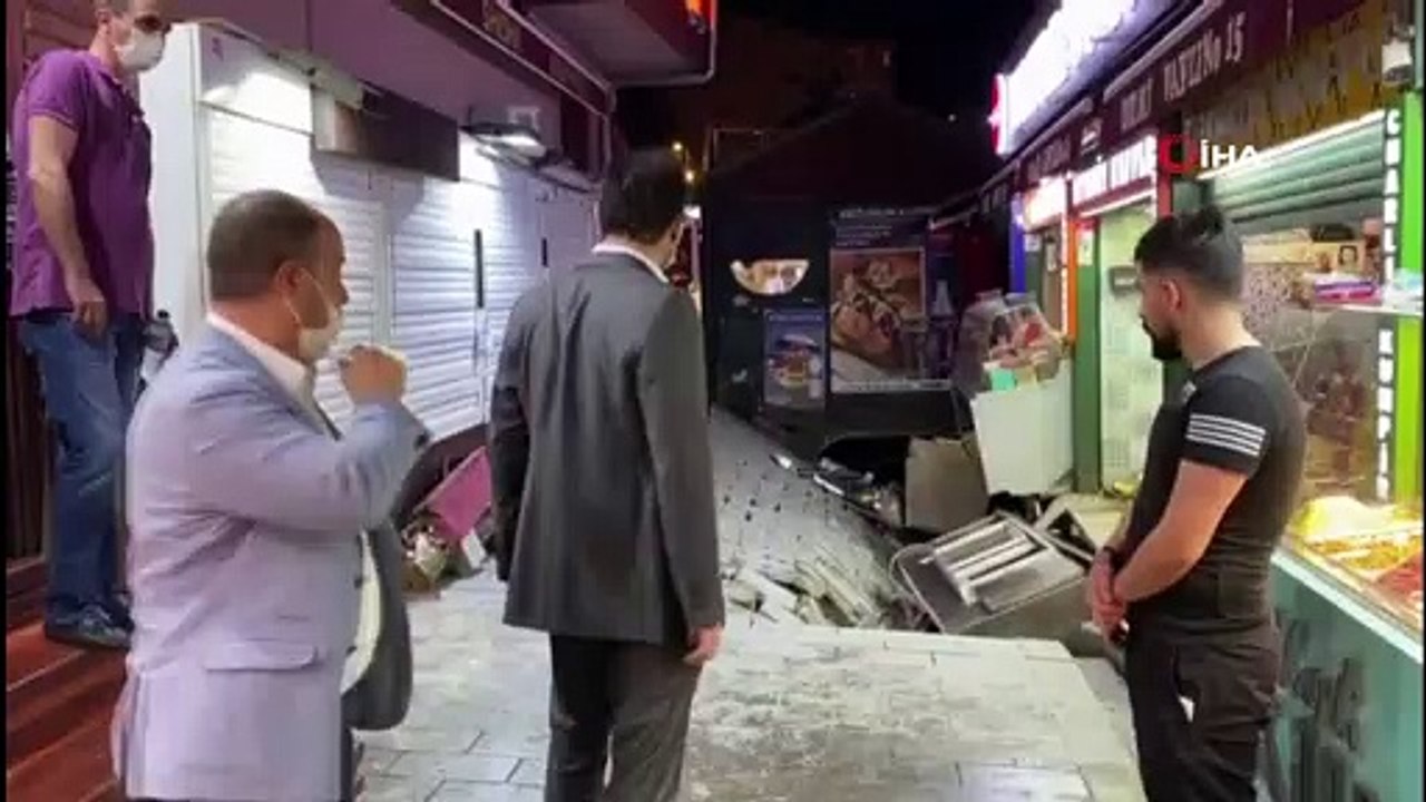 Ortaköy’deki kumpircilerin bulunduğu sokakta çökme meydana geldi: 1 yaralı