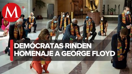 Demócratas se arrodillan en Congreso de EU en honor a George Floyd