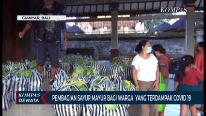 Desa Adat Bedulu Berbagi Sayuran Dampak Covid