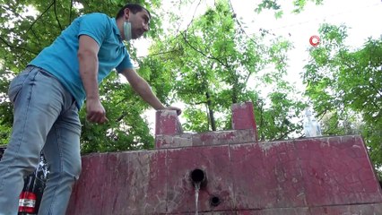 Görenler gözlerine inanamıyor...Bu çeşmenin suyu alev alev yanıyor